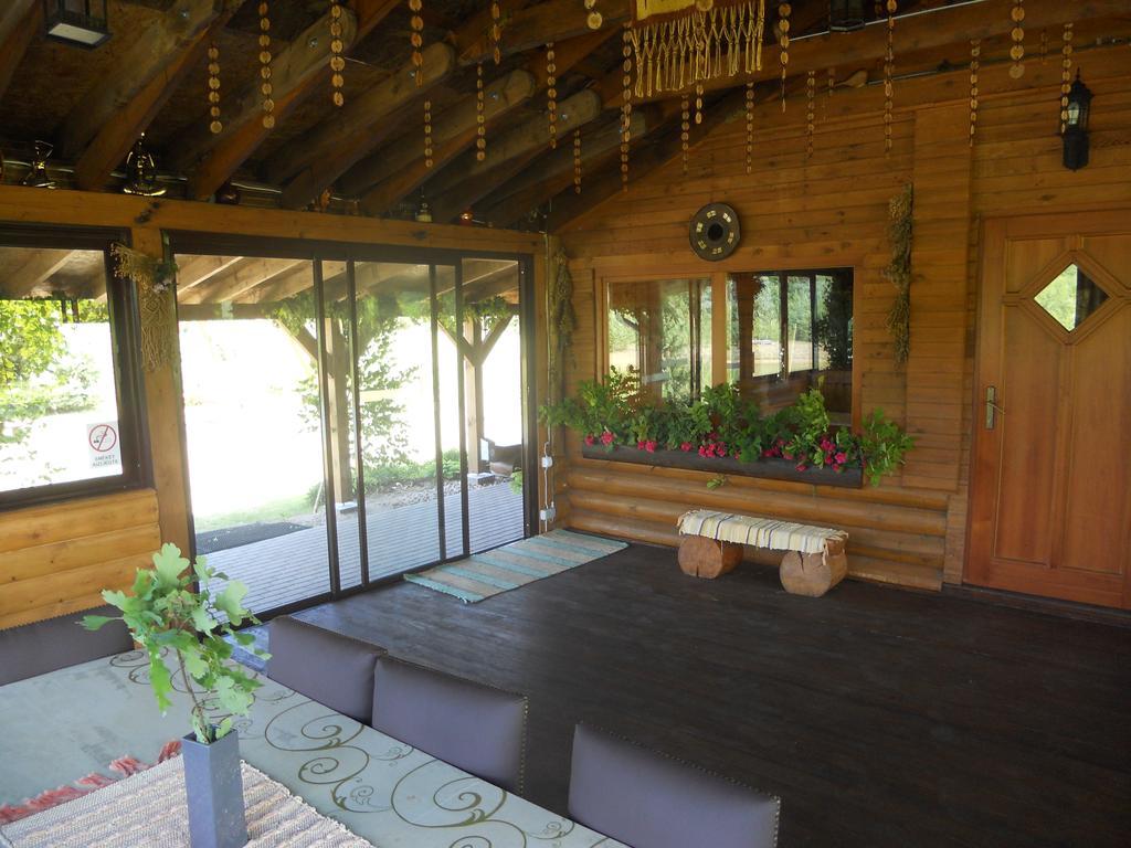 Viesu Maja Forrest Villa Dzimtmisa Luaran gambar